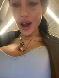 Melissa_crazy — Stripchat recorded stream image, 04.06.2025 15:00