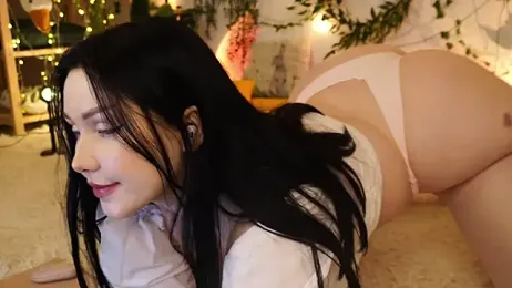 ScarletBlaze — Stripchat recorded stream image, 04.06.2025 18:00
