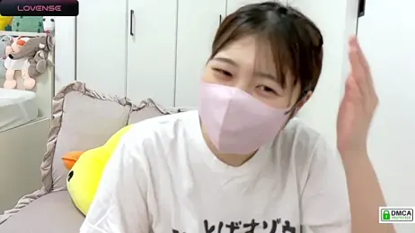 SUZU_ — Stripchat recorded stream screenshot (05 Jun 2025)