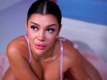 NatyDesiree — Bongacams recorded stream image, 06.06.2025 07:00