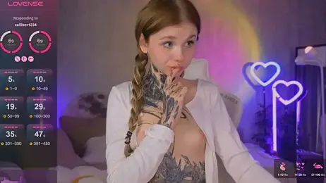 Britney_Lynch — Stripchat recorded stream image, 06.06.2025 22:20