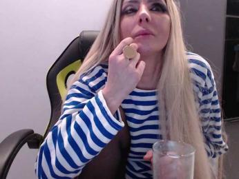 blondalina — Bongacams recorded stream screenshot (09 Feb 2025)