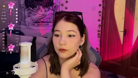 Traharaa — Stripchat recorded stream screenshot (10 Jun 2025)