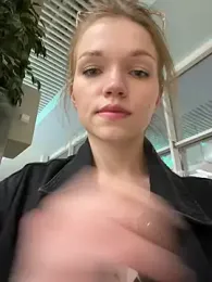 Porn_cornn — Stripchat recorded stream image, 10.06.2025 14:20