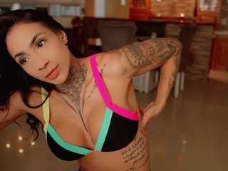 iamanna — Camsoda recorded stream image, 11.06.2025 20:40