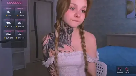 Britney_Lynch — Stripchat recorded stream image, 11.06.2025 19:40