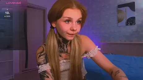 Britney_Lynch — Stripchat recorded stream image, 11.06.2025 19:40