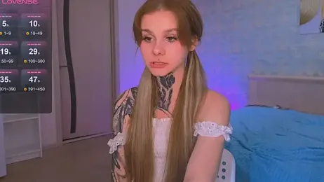 Britney_Lynch — Stripchat recorded stream image, 11.06.2025 19:40