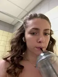 MariiD — Stripchat recorded stream screenshot (13 Jun 2025)