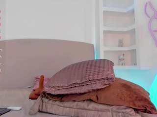 nathalyn-b — Camsoda recorded stream image, 10.02.2025 14:30