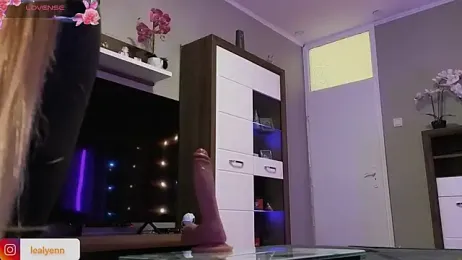 LeaLyenn — Stripchat recorded stream screenshot (13 Jun 2025)