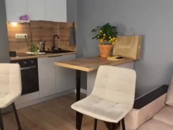 roselyn_rose — Chaturbate recorded stream image, 13.06.2025 14:40