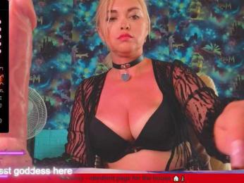 Mistress-Gwen — Bongacams recorded stream image, 14.06.2025 03:50