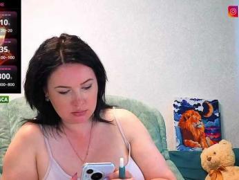 Katniss_K — Bongacams recorded stream image, 15.06.2025 05:00