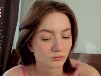 minnietammy — Chaturbate recorded stream image, 16.06.2025 01:00
