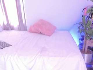 hannacupper — Camsoda recorded stream image, 17.06.2025 15:30