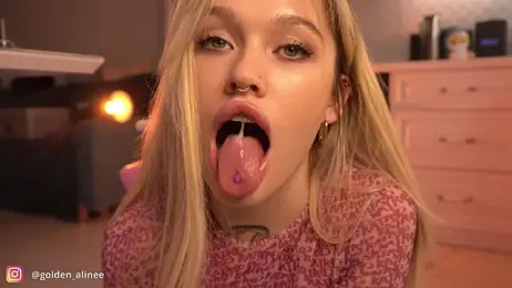 Golden_Aline — Stripchat recorded stream image, 26.01.2025 17:40