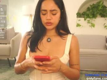 n_o_v_a — Chaturbate recorded stream screenshot (18 Jun 2025)