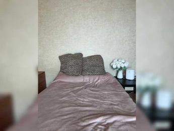 Tati16 — Bongacams recorded stream image, 19.06.2025 04:30