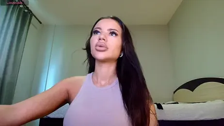 kyliejo18 — Stripchat recorded stream image, 19.06.2025 04:00
