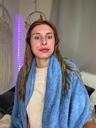 emma05 — Stripchat recorded stream image, 19.06.2025 17:10