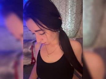 _dashulka_ — Bongacams recorded stream image, 20.06.2025 01:50
