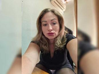 goddesssssss — Bongacams recorded stream screenshot (20 Jun 2025)