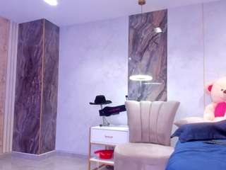 lenathompson — Camsoda recorded stream image, 21.06.2025 04:30