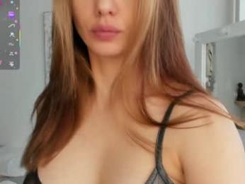 lili_and_niki — Chaturbate recorded stream image, 21.06.2025 08:40