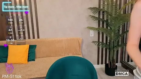 Holl1Would — Stripchat recorded stream screenshot (22 Jun 2025)