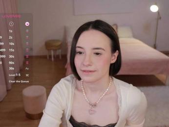 MissEssie — Bongacams recorded stream screenshot (22 Jun 2025)