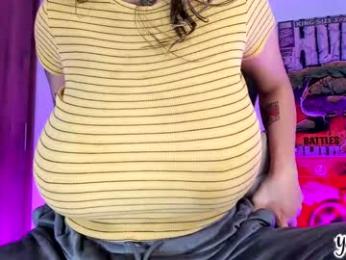 yesikasaenz — Chaturbate recorded stream screenshot (22 Jun 2025)