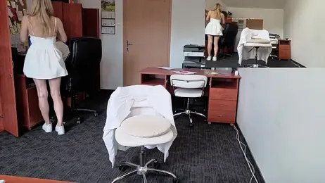 legsLONG — Stripchat recorded stream image, 24.06.2025 03:50