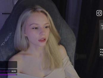 fymryn — Bongacams recorded stream image, 25.06.2025 18:20