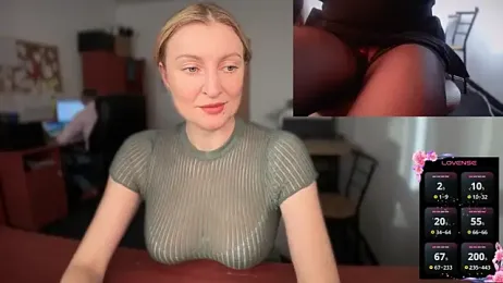 legsLONG — Stripchat recorded stream image, 11.02.2025 07:40