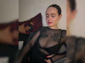 Italianka — Bongacams recorded stream image, 27.06.2025 17:50
