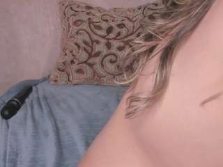 chloedee — Camsoda recorded stream image, 28.06.2025 12:20