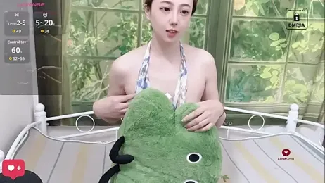 Eden-top — Stripchat recorded stream image, 03.07.2025 07:10