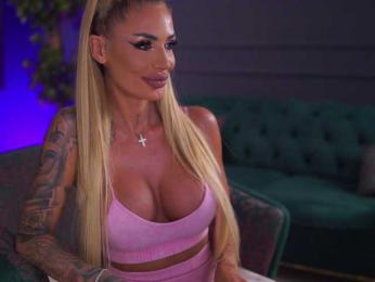 RaquelleVon — Bongacams recorded stream image, 03.07.2025 15:40