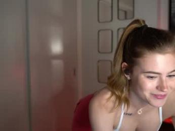chloewildd — Chaturbate recorded stream image, 03.07.2025 20:30