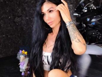 -BABAYAGA- — Bongacams recorded stream image, 04.07.2025 01:00
