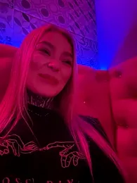 AriWild — Stripchat recorded stream image, 06.07.2025 07:40