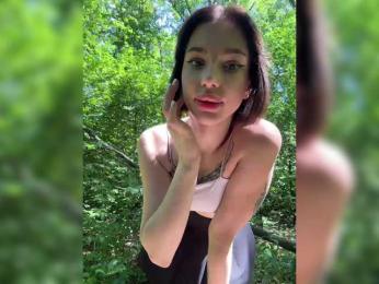 BabyDarii — Bongacams recorded stream image, 06.07.2025 10:50