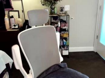 eve003300 — Chaturbate recorded stream image, 07.07.2025 22:10