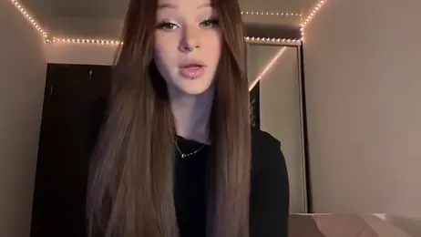 ur_molly — Stripchat recorded stream image, 08.07.2025 13:20