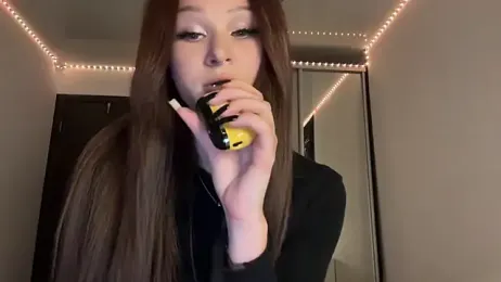 ur_molly — Stripchat recorded stream image, 08.07.2025 13:20