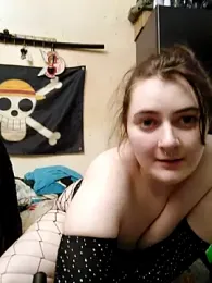Snowbunnycake_131 — Stripchat recorded stream image, 12.02.2025 05:00