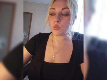 Tanysha-1 — Bongacams recorded stream image, 10.07.2025 11:00