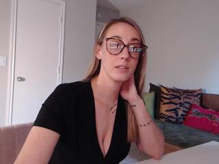 Zoey Evans — Flirt4free recorded stream screenshot (11 Jul 2025)