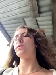 MariiD — Stripchat recorded stream screenshot (11 Jul 2025)